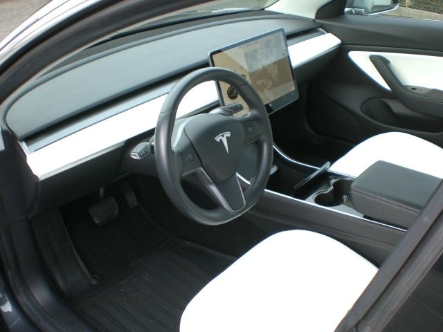 2019 TESLA MODEL 3 - 18