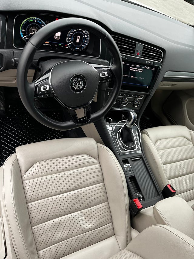 2018 VOLKSWAGEN GOLF - 13