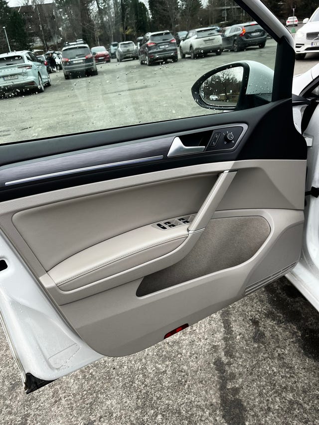2018 VOLKSWAGEN GOLF - 16