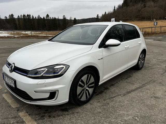 WVWZZZAUZJ8904750 2018 VOLKSWAGEN GOLF-0