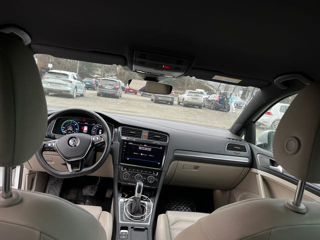 2018 VOLKSWAGEN GOLF - 9