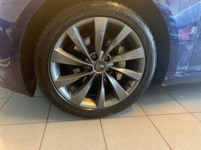 2019 TESLA MODEL 3 - 11