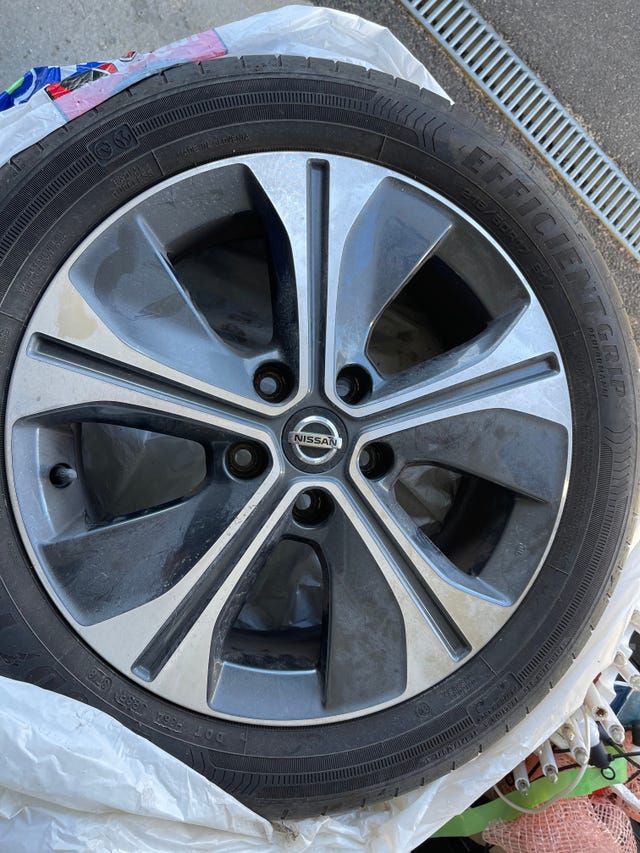 2019 NISSAN LEAF - 25
