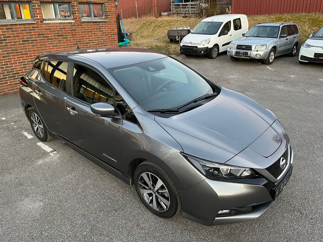 2019 NISSAN LEAF - 12
