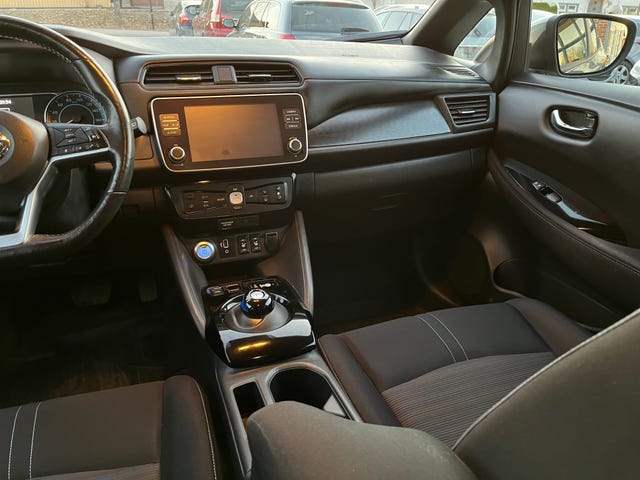 2019 NISSAN LEAF - 15