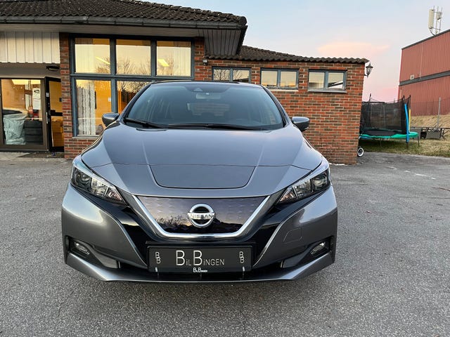 2019 NISSAN LEAF - 8