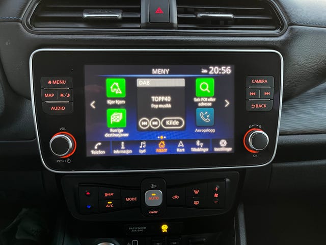 2019 NISSAN LEAF - 24