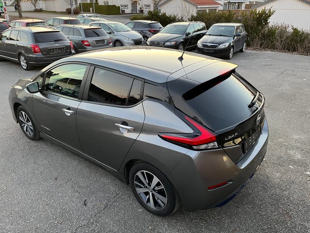 2019 NISSAN LEAF - 10