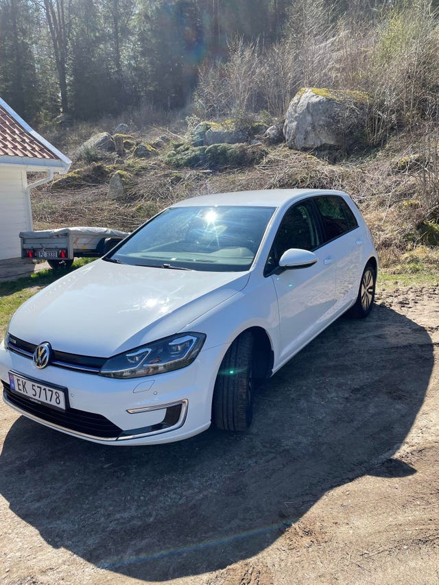 WVWZZZAUZJW902380 2018 VOLKSWAGEN GOLF-2