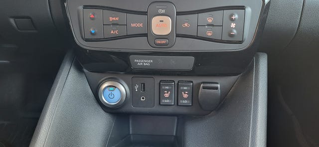 2018 NISSAN LEAF - 14