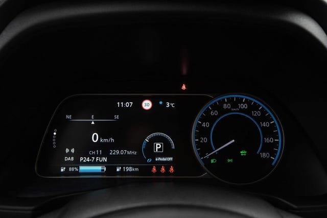 2019 NISSAN LEAF - 14