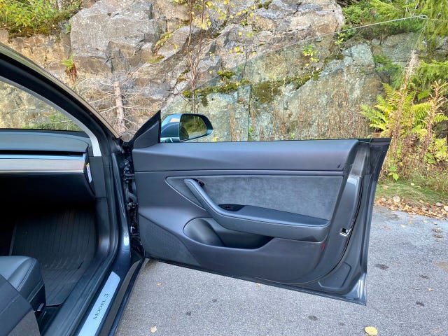 2019 TESLA MODEL 3 - 25