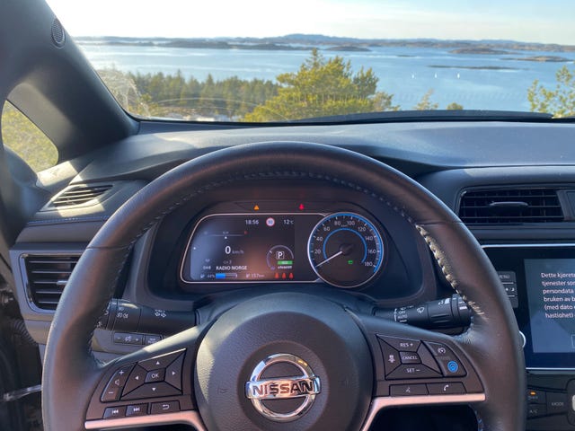 2021 NISSAN LEAF - 9