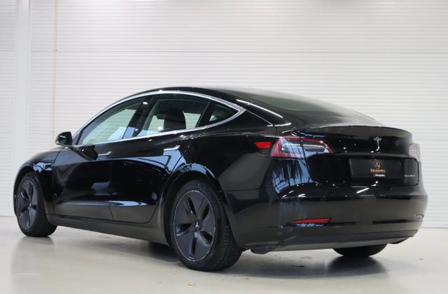 5YJ3E7EB6KF233743 2019 TESLA MODEL 3-2