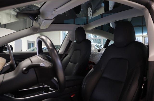 2019 TESLA MODEL 3 - 14