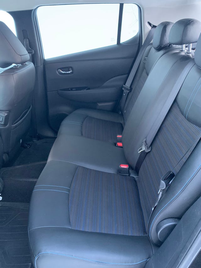 2019 NISSAN LEAF - 11
