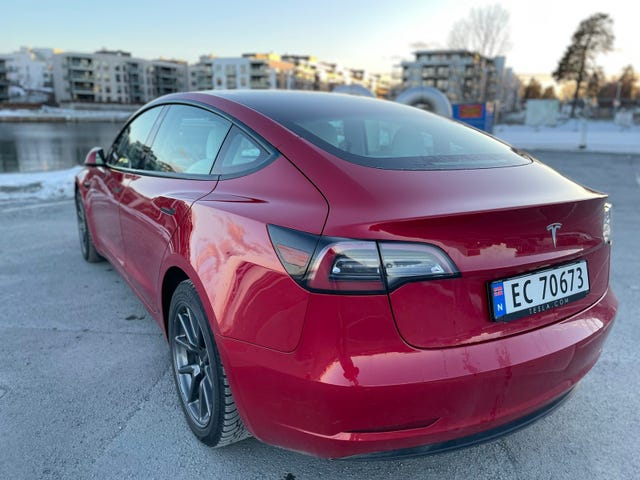 LRW3E7FA8MC239224 2021 TESLA MODEL 3-2