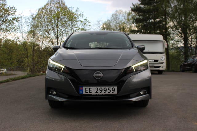 2022 NISSAN LEAF - 8