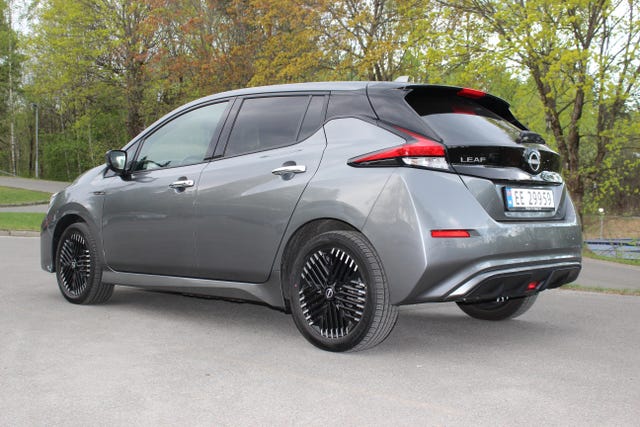 SJNFAAZE1U0163633 2022 NISSAN LEAF-2