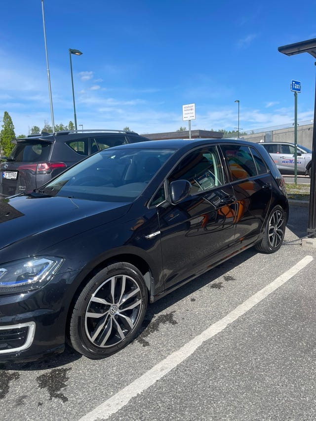 WVWZZZAUZKW911955 2019 VOLKSWAGEN GOLF-2
