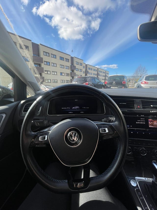 2019 VOLKSWAGEN GOLF - 7