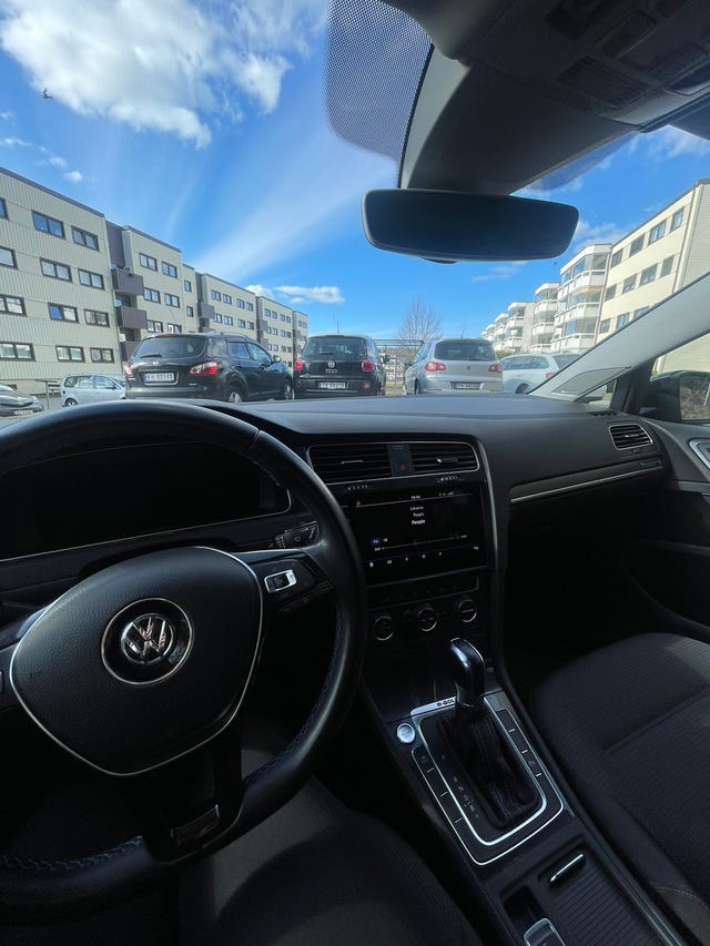 2019 VOLKSWAGEN GOLF - 11