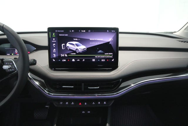 2022 SKODA ENYAQ - 19