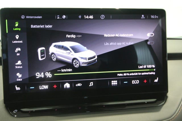 2022 SKODA ENYAQ - 23