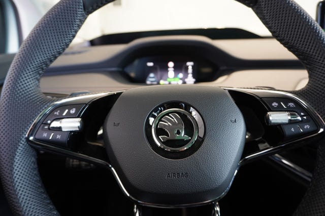2022 SKODA ENYAQ - 23
