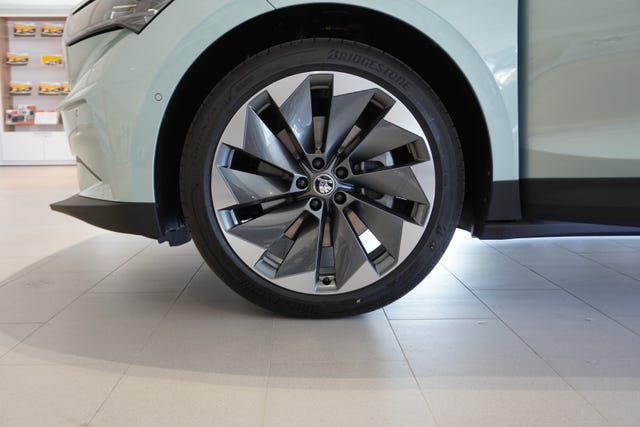 2022 SKODA ENYAQ - 9