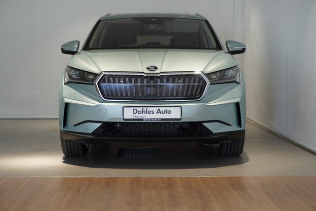 TMBJC9NY8NF065388 2022 SKODA ENYAQ-1
