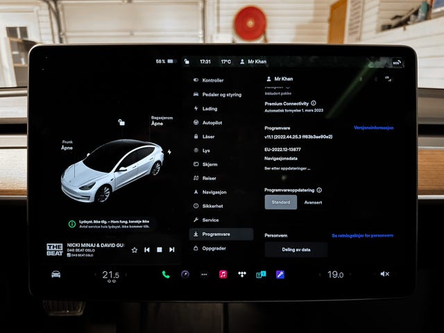 2022 TESLA MODEL 3 - 38