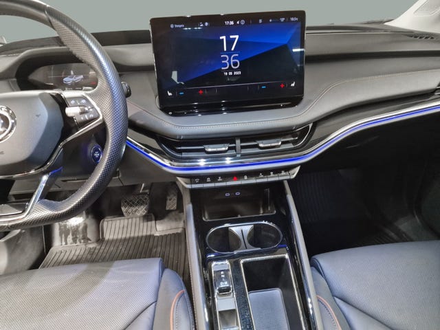 2021 SKODA ENYAQ - 12