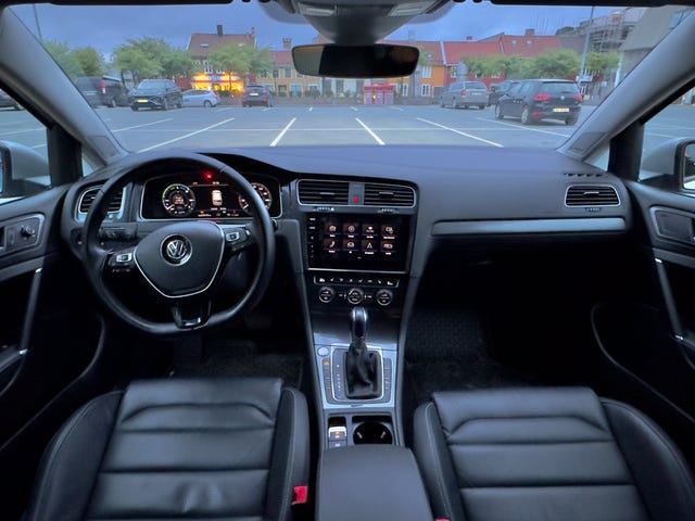 2019 VOLKSWAGEN GOLF - 8