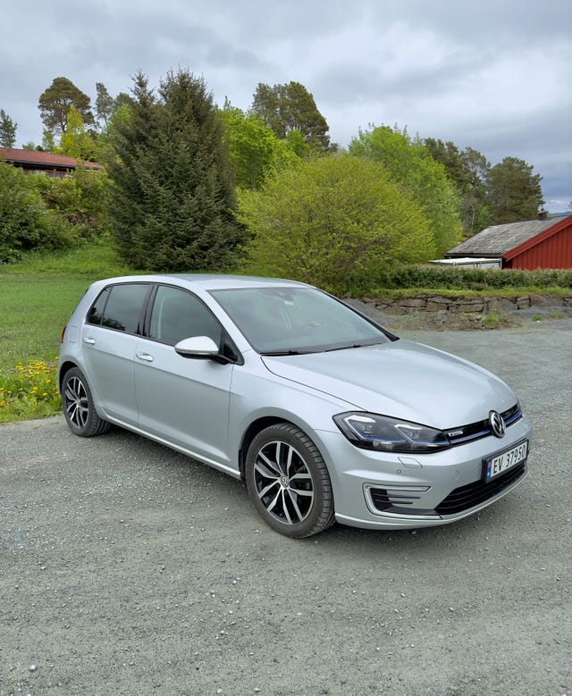WVWZZZAUZK8905539 2019 VOLKSWAGEN GOLF-0
