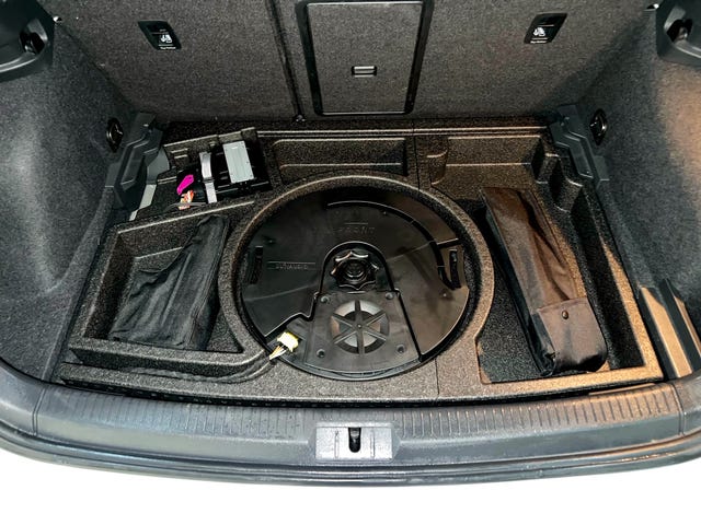 2019 VOLKSWAGEN GOLF - 14