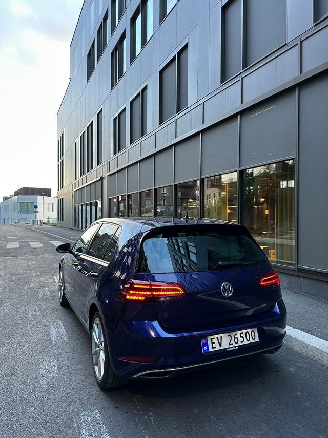 WVWZZZAUZK8902678 2019 VOLKSWAGEN GOLF-2