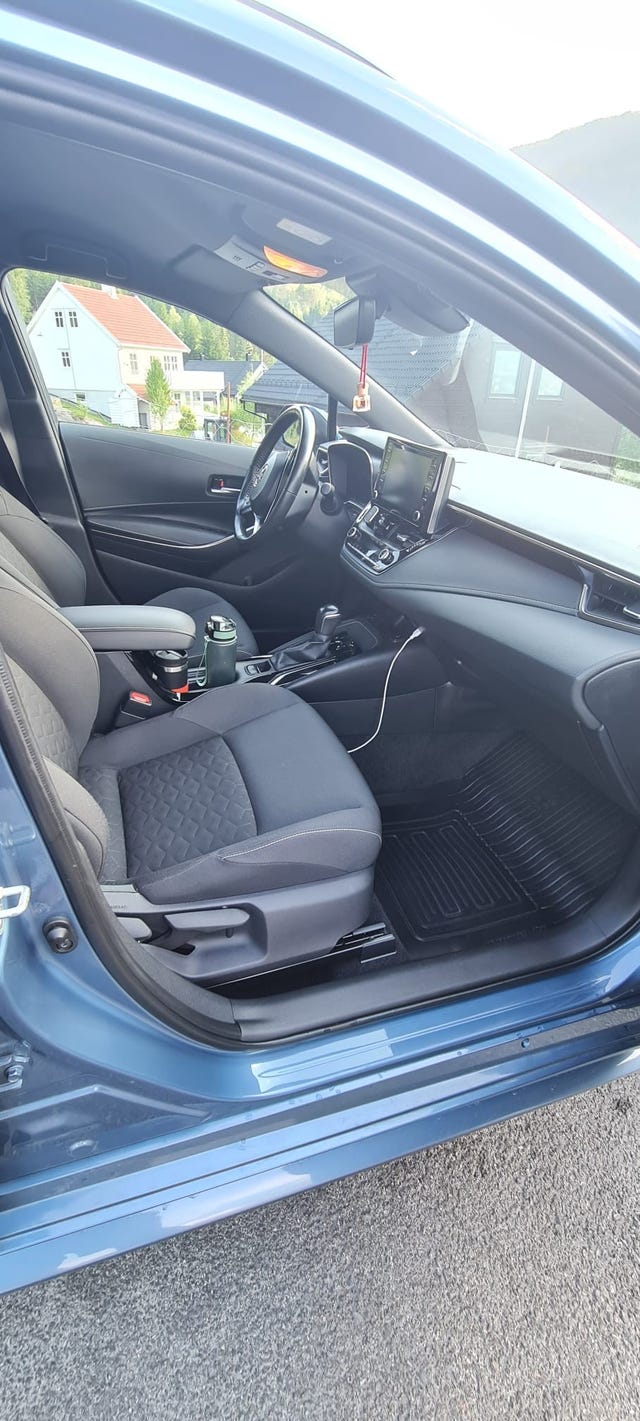 2020 TOYOTA COROLLA - 11