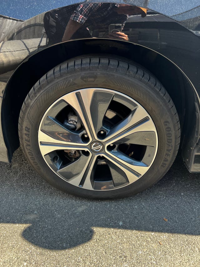2020 NISSAN LEAF - 11