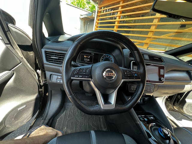 2020 NISSAN LEAF - 14
