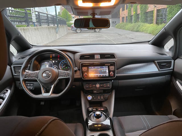 2019 NISSAN LEAF - 9