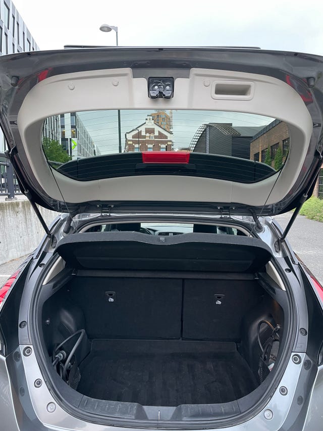 SJNFAAZE1U0046275 2019 NISSAN LEAF-3