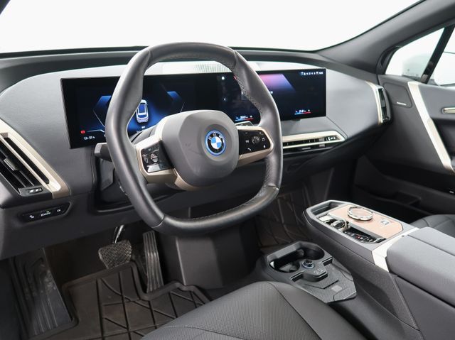 2022 BMW IX XDRIVE 50 - 11