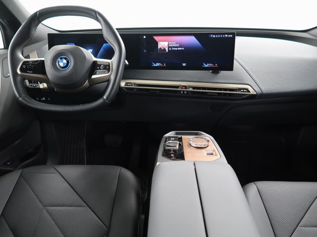 2022 BMW IX XDRIVE 50 - 13