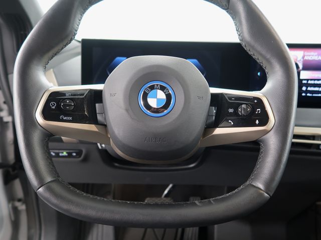 2022 BMW IX XDRIVE 50 - 22