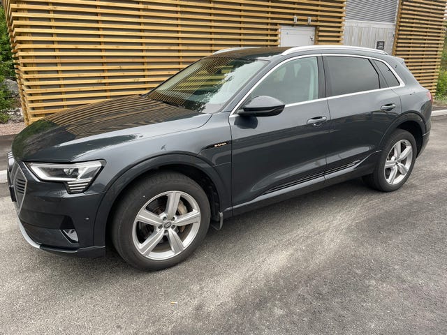 WAUZZZGE6LB038907 2020 AUDI E-TRON-0
