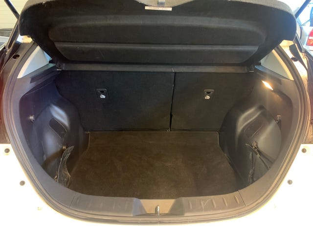 2019 NISSAN LEAF - 10