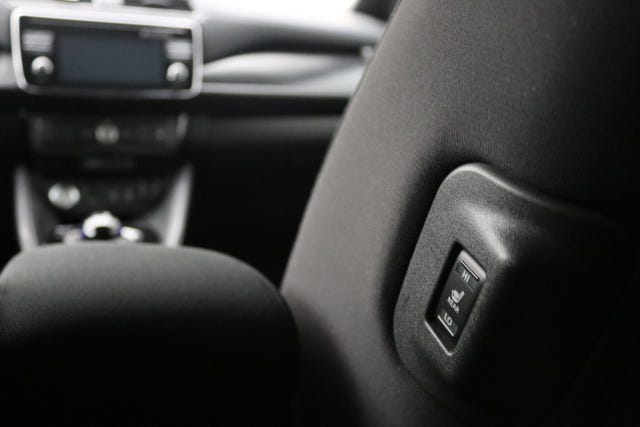 2019 NISSAN LEAF - 21