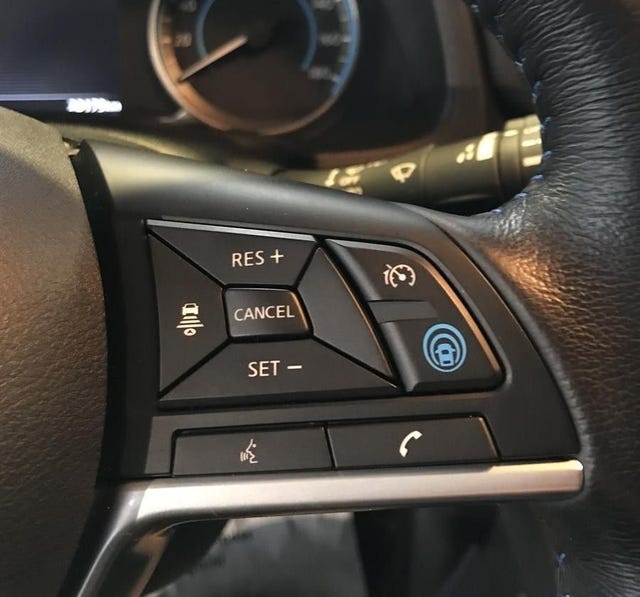 2021 NISSAN LEAF - 15