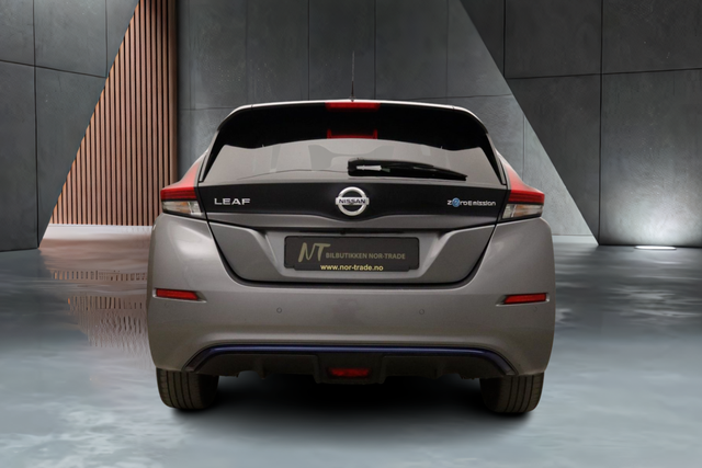 2019 NISSAN LEAF - 8